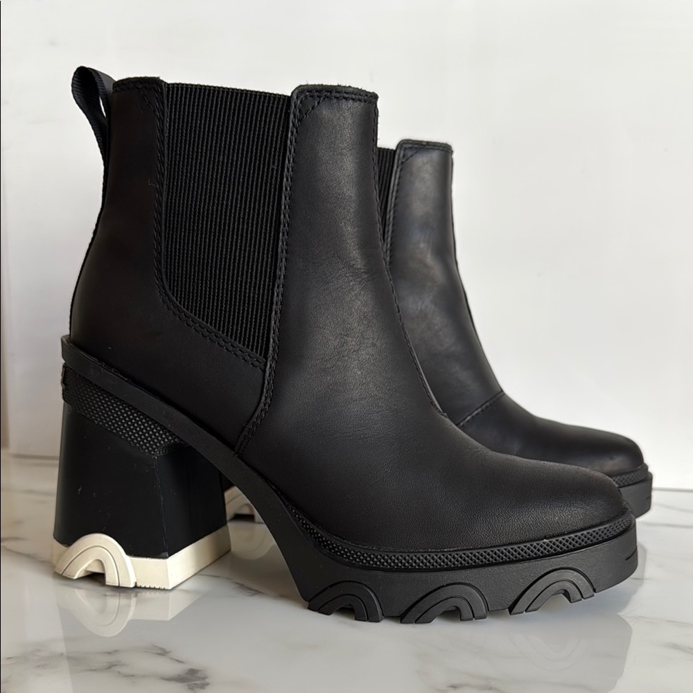 Sorel Brex Heel Chelsea Ankle Boots